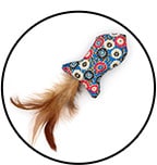 Poisson pour chat avec cataire et plumes